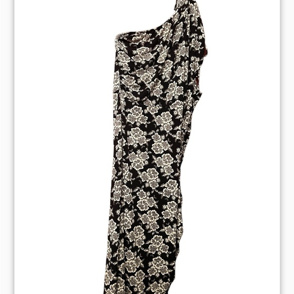 Lane Bryant Floral One-Shoulder Ruched-Detail Bodycon Dress, NWT Size 18/20 - Picture 4 of 10